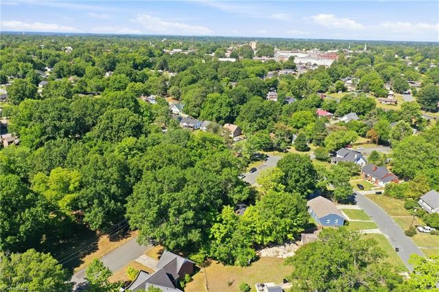 912 Virginia Avenue, Burlington, NC 27217