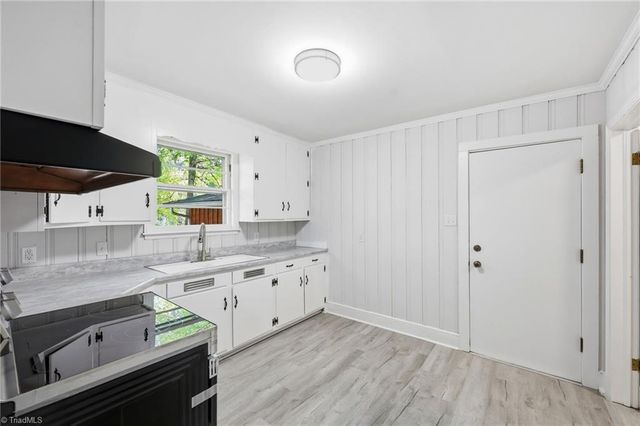 912 Virginia Avenue, Burlington, NC 27217