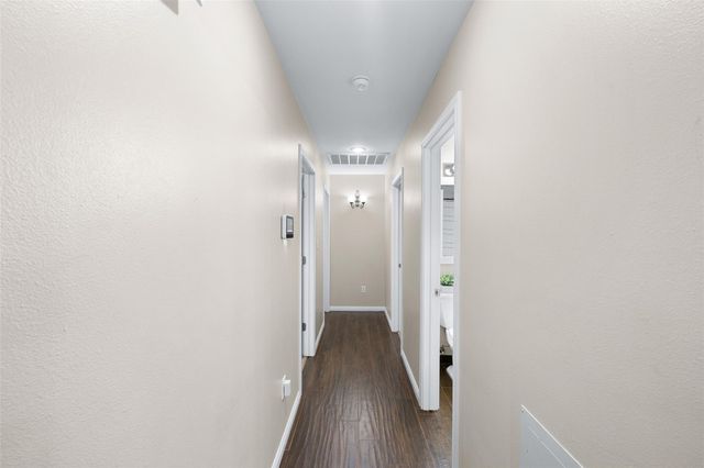705 Palmer ST, Rockdale, TX 76567