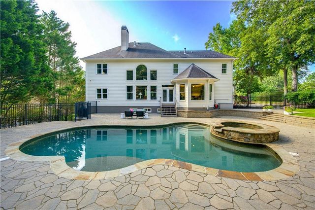 565 Greenview Terrace, Milton, GA 30004