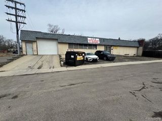 23524 Fenkell Street, Detroit, MI 48223