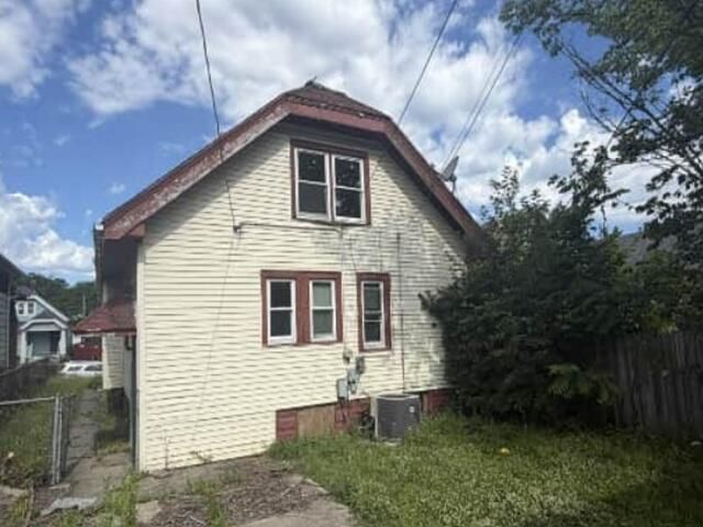 3866 N 25th STREET, Milwaukee, WI 53206