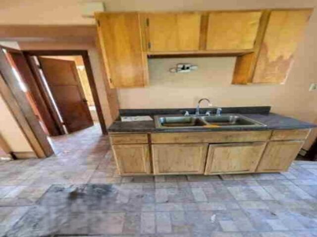 3866 N 25th STREET, Milwaukee, WI 53206