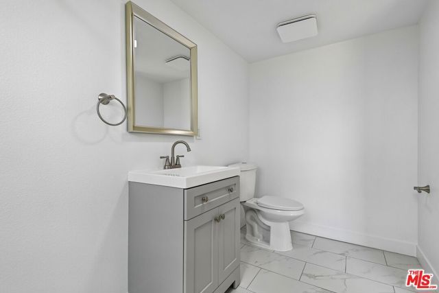 219 E 87th Street, Los Angeles, CA 90003