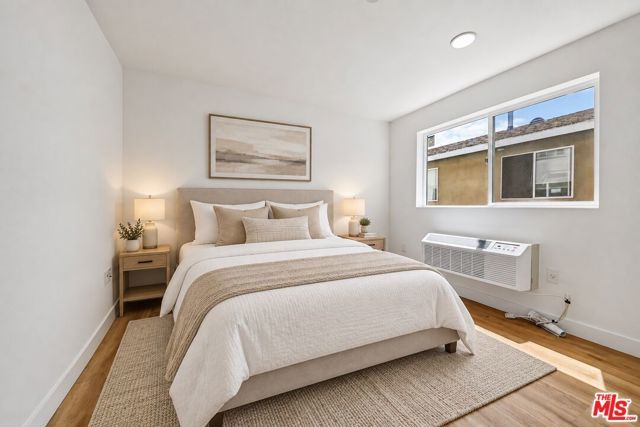 219 E 87th Street, Los Angeles, CA 90003
