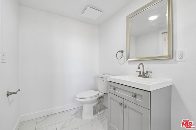 219 E 87th Street, Los Angeles, CA 90003