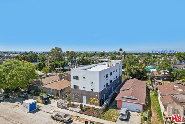 219 E 87th Street, Los Angeles, CA 90003