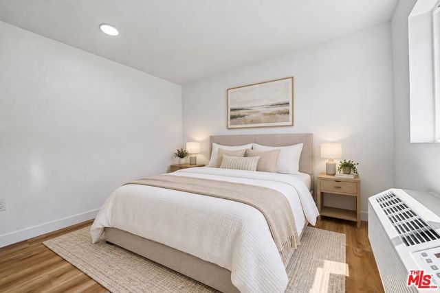 219 E 87th Street, Los Angeles, CA 90003