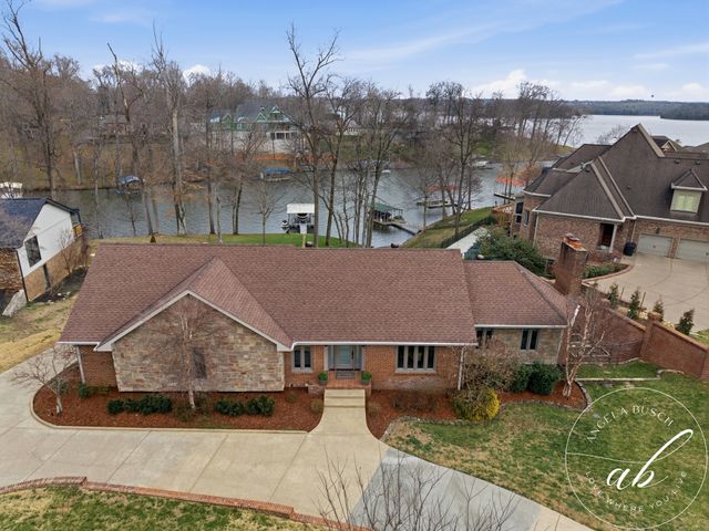 123 Valley Brook Dr, Hendersonville, TN 37075