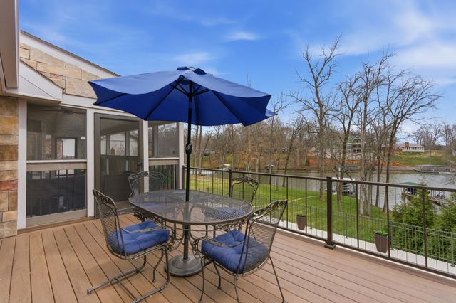 123 Valley Brook Dr, Hendersonville, TN 37075