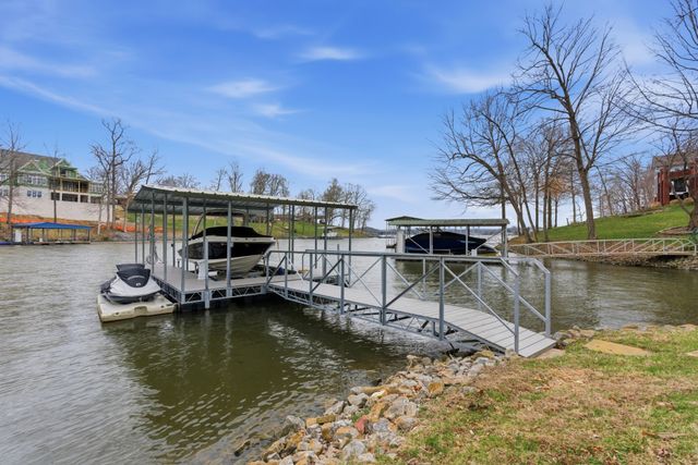 123 Valley Brook Dr, Hendersonville, TN 37075