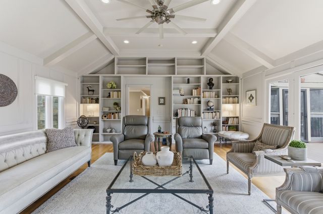 123 Valley Brook Dr, Hendersonville, TN 37075