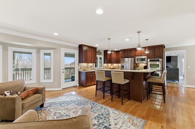 123 Valley Brook Dr, Hendersonville, TN 37075