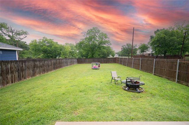 509 Stallings Street, Terrell, TX 75160