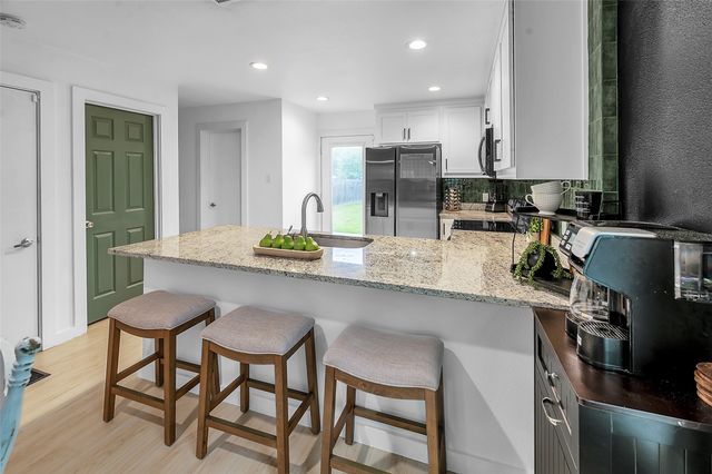 509 Stallings Street, Terrell, TX 75160