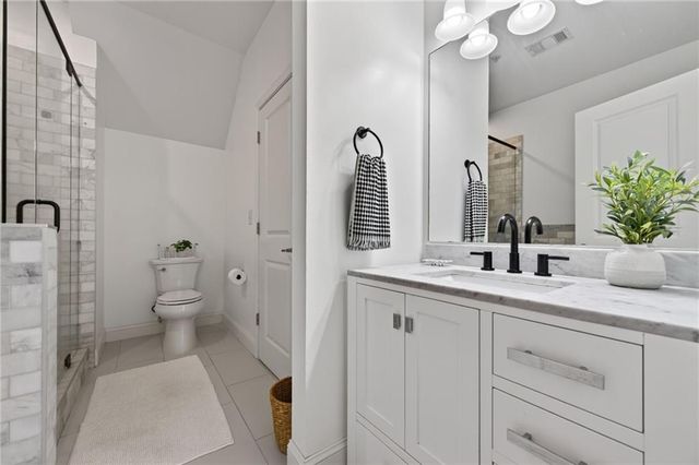 240 Le Gran Bend 65, Sandy Springs, GA 30328