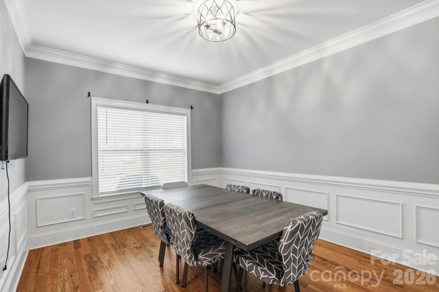 135 Lakeshore Hills Drive, Mooresville, NC 28117