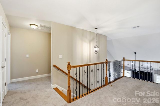 135 Lakeshore Hills Drive, Mooresville, NC 28117