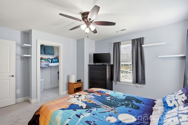 135 Lakeshore Hills Drive, Mooresville, NC 28117