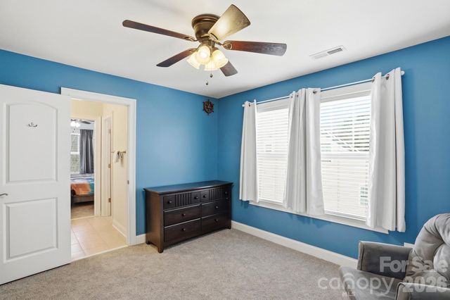 135 Lakeshore Hills Drive, Mooresville, NC 28117