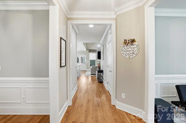 135 Lakeshore Hills Drive, Mooresville, NC 28117