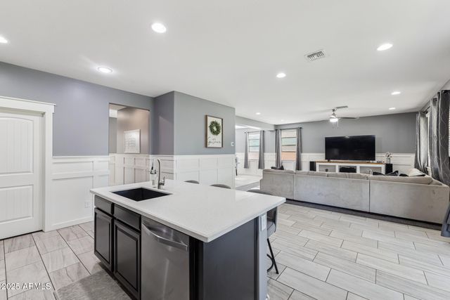 35362 N KELSEE Drive, San Tan Valley, AZ 85144