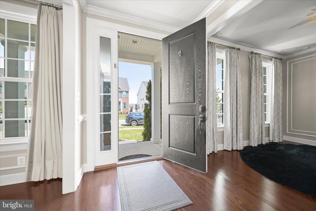 Image 6 of property listing at 11047 MARTHA WAY, Fulton, MD 20759