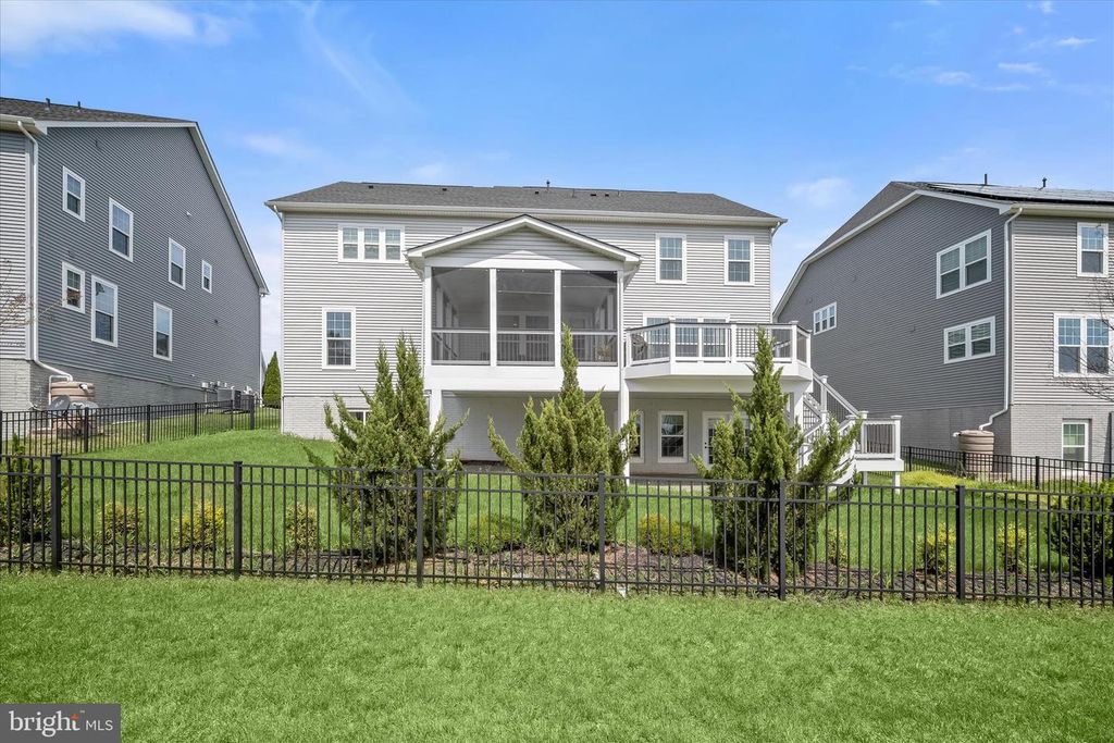 Image 65 of property listing at 11047 MARTHA WAY, Fulton, MD 20759