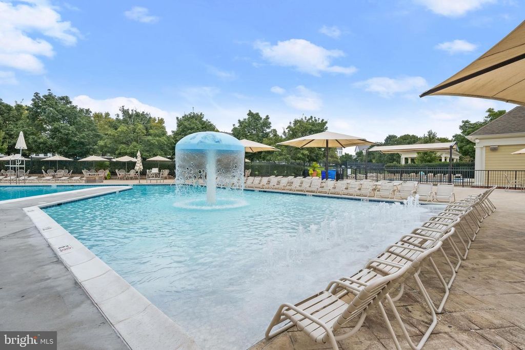 Image 74 of property listing at 11047 MARTHA WAY, Fulton, MD 20759