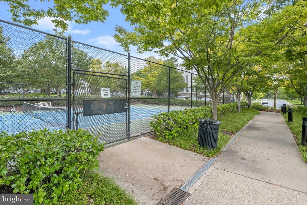 Image 76 of property listing at 11047 MARTHA WAY, Fulton, MD 20759