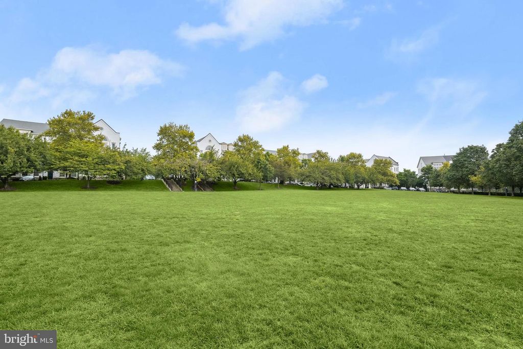 Image 80 of property listing at 11047 MARTHA WAY, Fulton, MD 20759