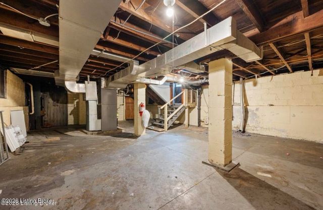 2121 W Oak St, Louisville, KY 40210