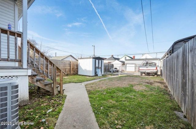 2121 W Oak St, Louisville, KY 40210