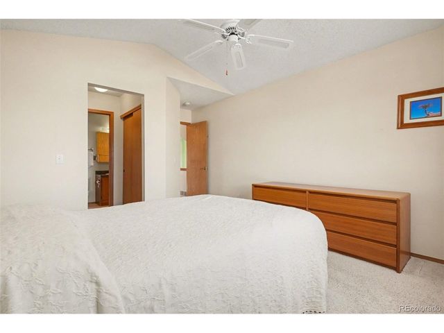 9439 Pendleton Dr, Highlands Ranch, CO 80126