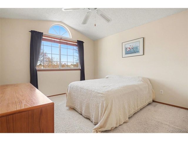 9439 Pendleton Dr, Highlands Ranch, CO 80126