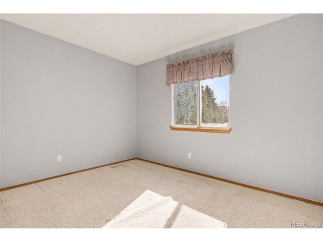 9439 Pendleton Dr, Highlands Ranch, CO 80126