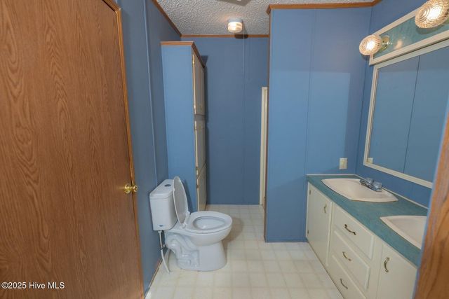 270 Duck Creek Road, Washington, NC 27889