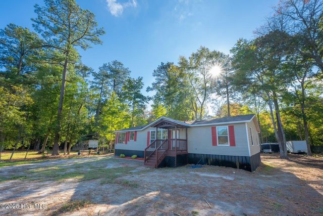270 Duck Creek Road, Washington, NC 27889