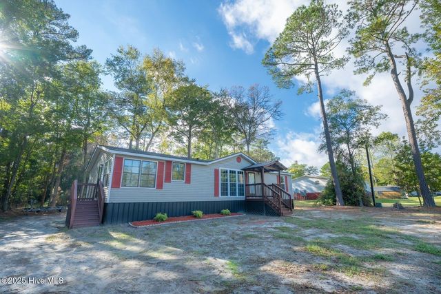 270 Duck Creek Road, Washington, NC 27889
