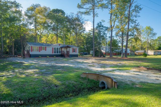 270 Duck Creek Road, Washington, NC 27889