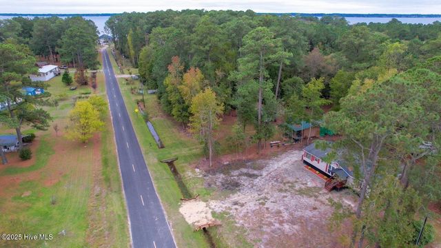 270 Duck Creek Road, Washington, NC 27889