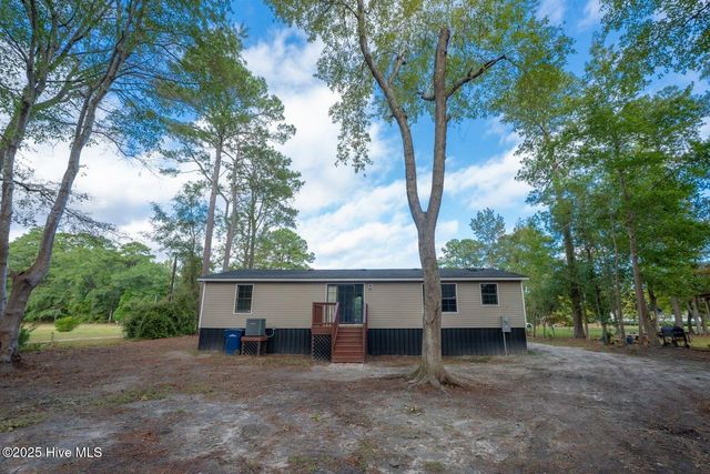 270 Duck Creek Road, Washington, NC 27889