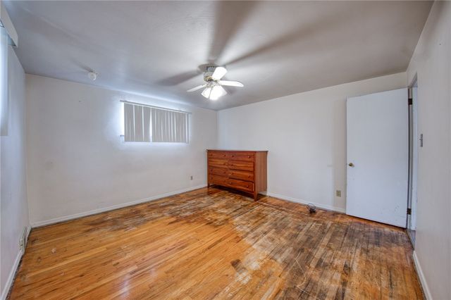 4615 Home St, West Mifflin, PA 15122