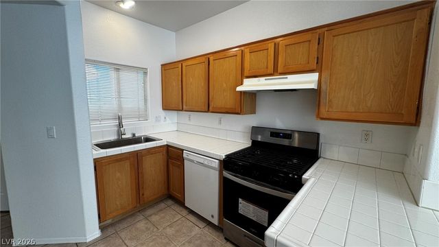 8501 West University Avenue 2088, Las Vegas, NV 89147