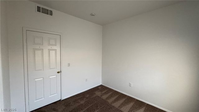 8501 West University Avenue 2088, Las Vegas, NV 89147