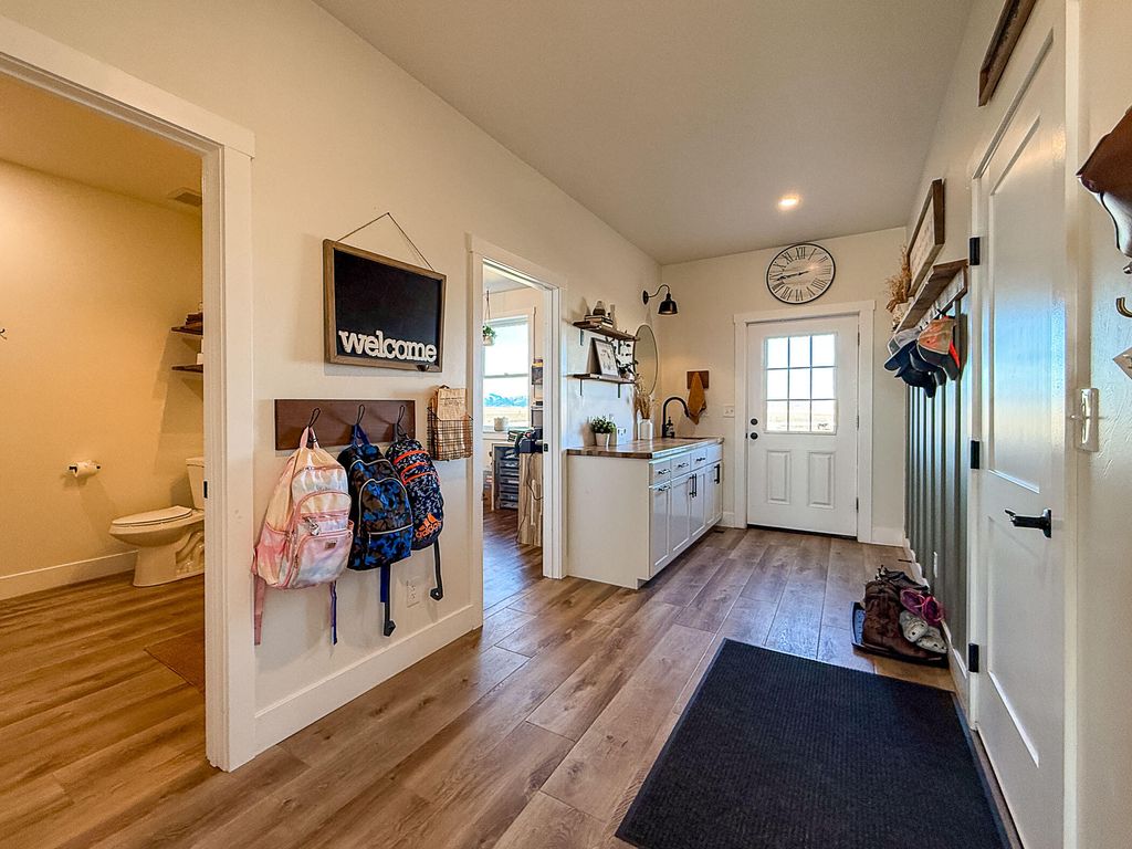 460 13th LN, Fairfield, MT 59436 photo 34