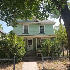 1901 16th Street, Niagara Falls, NY 14305