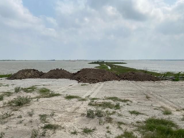 455 Egery Island Road, Taft, TX 78390
