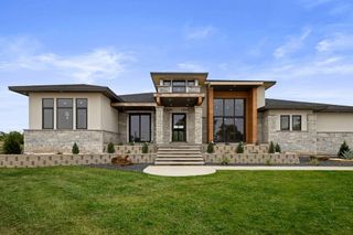 583 Comanche RDG, Round Mountain, TX 78663