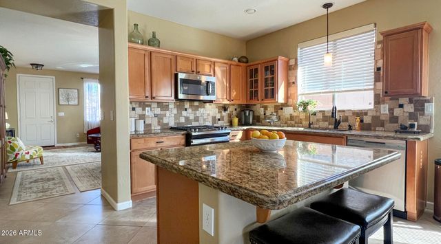 2527 W WARREN Drive, Anthem, AZ 85086